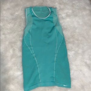 Nike Fit Dry XS/S workout tank